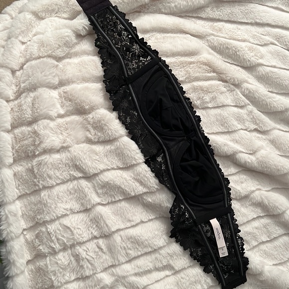 Auden Black lace strapless bra XS - Picture 4 of 4